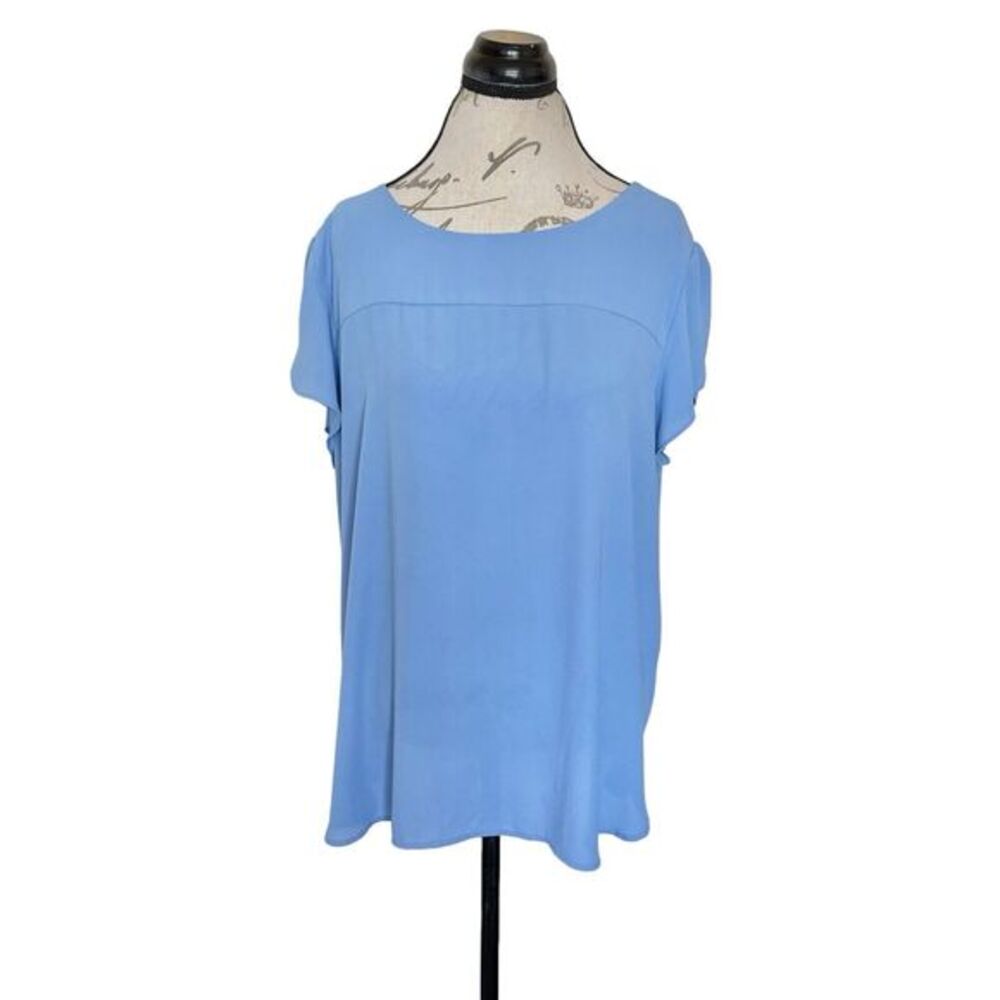 Loft Blouse Womens Sz XL Baby Blue Short Sleeve Back Cut Ruffle Sleeve Classic